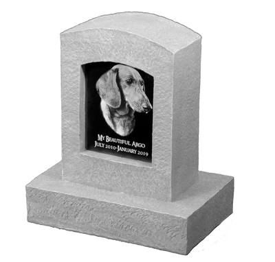 Upright Rounded Small Pet Monument